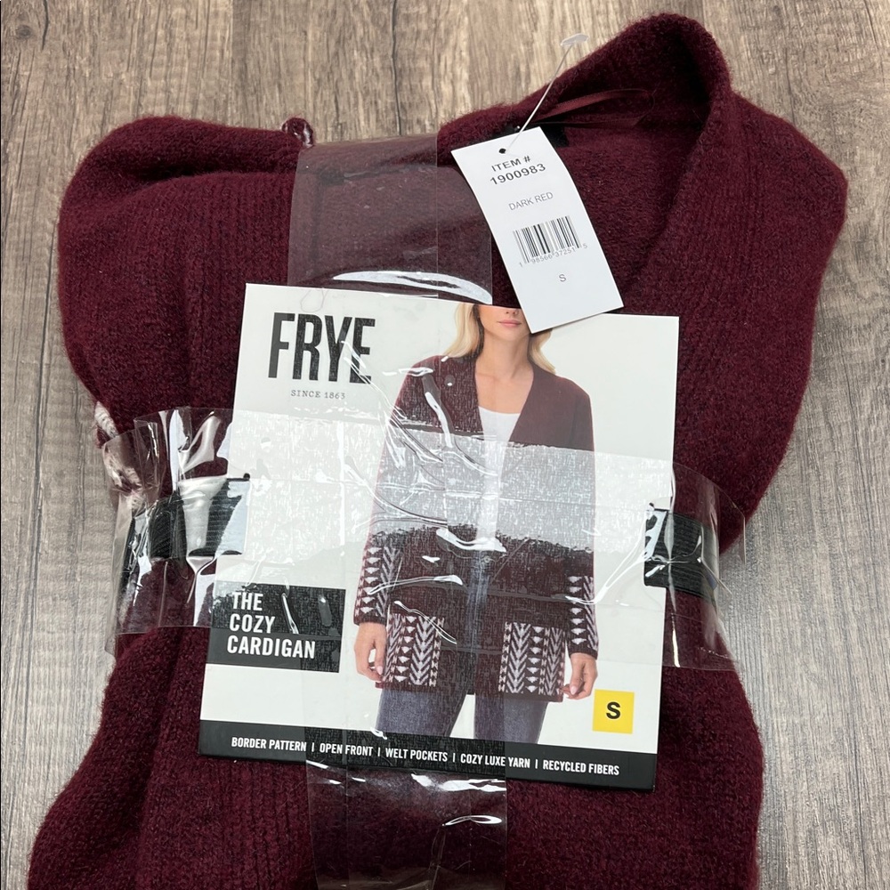 NWT Frye Women's Burgundy and White Patterned cozy cardigan Size S - Picture 3 of 4